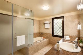 ELIVAAS Signature Karinya Villas Fern Scenic Hill View Villa With Sit Out , Shared Gazebo and Garden - 6