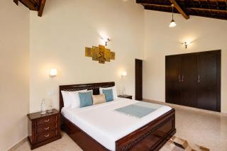 ELIVAAS Signature Karinya Villas Fern Scenic Hill View Villa With Sit Out , Shared Gazebo and Garden - 1
