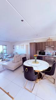Private En-Suite Room with Shared Lounge Kitchen - 6