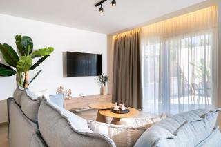 Porto Nuovo Luxury House - 8