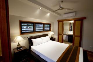 Pure Magnetic Villa 8 - 2