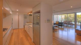 Maggies Beachfront Apartment 8 - 3