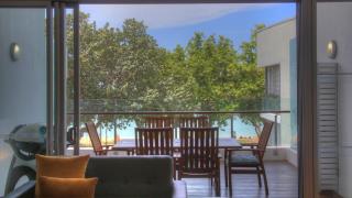 Maggies Beachfront Apartment 8 - 6