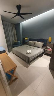 2 bedroom beach front condominium on Cenang beach - 7