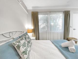 Sails on Horseshoe Apartment 5 - 2