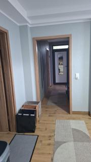 Schöne Wohnung in ruhiger Lage im Industriegebiet - 2
