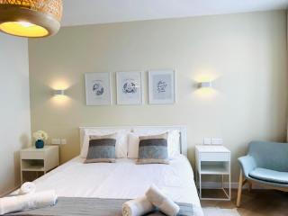 2and 4 KJ One Bedroom Apartment - 1