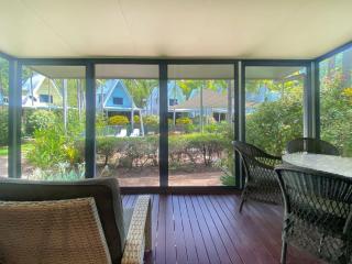 Canopy Chalet 4 - 7