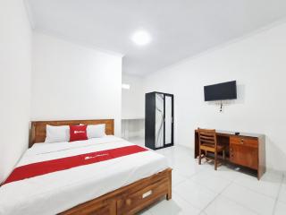 RedDoorz at Akcaya Mukti Homestay YIA Kulonprogo - 0