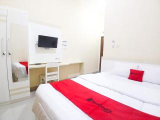 RedDoorz at Homestay Syariah Attin Tugu Jogja - 8