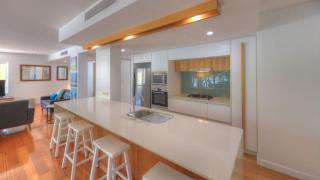 Maggies Beachfront Apartment 10 - 3