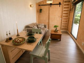 The Tiny Willow Boutique Tiny House in the woods - 6
