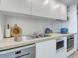 1 Bright Point Apartment 1407 - 4