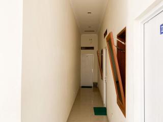 RedDoorz at Malang City Center - 9
