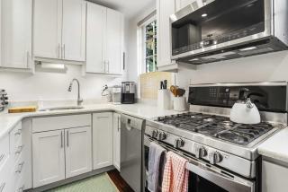 Sojourn on Q - 2BD Georgetown Gem with Patio - 1