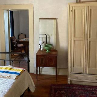 Historic Adobe in Downtown Tucson Writer's Room-Shared bath - 4