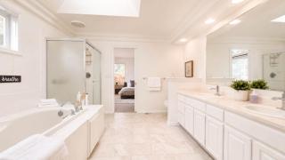 Spacious Pet-friendly 5BR Home in Lynnwood - 6