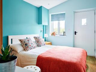 Finest Retreats - The Barn at Courtleigh - 1