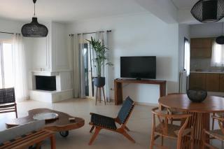 Grand Bleu Apartments & Villas - 9