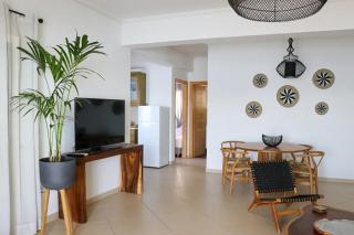 Grand Bleu Apartments & Villas - 4