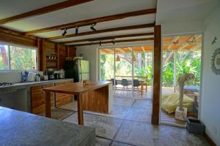 Peaceful haven between jungle and pristine beach - 6