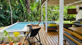 Peaceful haven between jungle and pristine beach - 1
