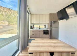 Modern Cabin Near Zion & Bryce w Pool & Hot Tub - 3