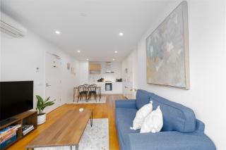 Smith St Central - Free Parking & Wifi - 7