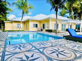 Sprat Bay Luxury Villa - Private Beach and Pool - 8