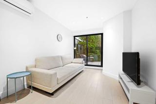 Private Garden Retreat Rooftop Pool Hawthorn Park Maple - 2