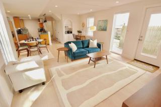 Zooside Garden Apt Sleeps 6 - 7