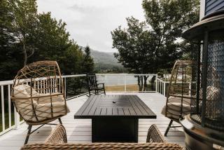 Luxurious Lakeside Chalet with Swim Spa - 1