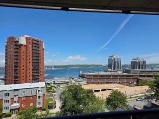 Waterfront 1 BR with huge patio and 6 appliances - 9