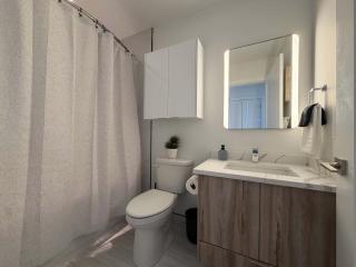 Waterview 2 BR & 2 Bath penthouse in Northend HFX - 4