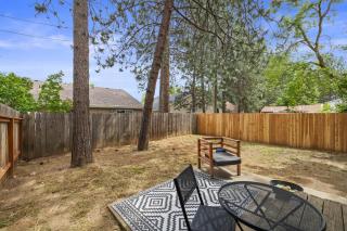 Pet friendly 2 bed in CDA - 9