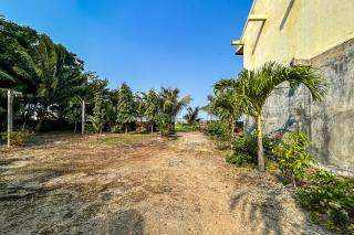 RedDoorz at Villa Camry Ujung Genteng - 5