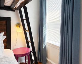 4 Beds Sleeps 7 Central Walkable to Everything No Car Needed - 9