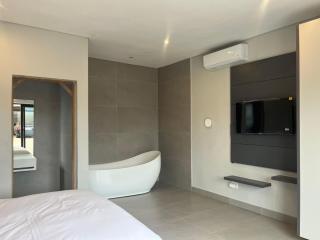 Lehumo Guesthouse - 8