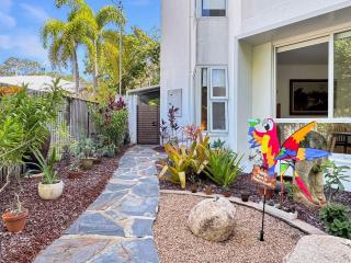 Maggies Beachfront Apartment 2 - 3