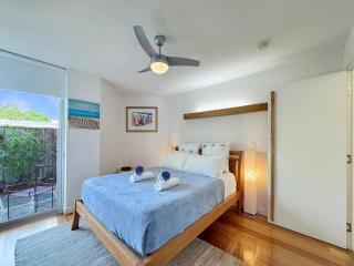 Maggies Beachfront Apartment 2 - 1
