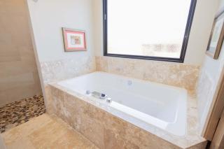 Red Rock Wonder - Luxury Desert Family Retreat - 4