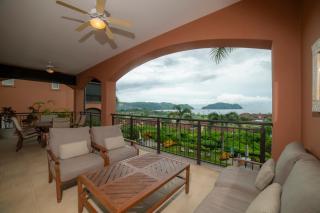 Altavista 5D 3 Bdr 2 bth Ocean View Condo - 0