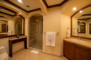 Bay Residence 9F 3 bdr 2 bath - 6