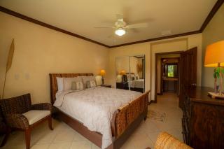 Bay Residence 9F 3 bdr 2 bath - 4