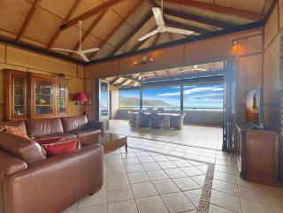 Absolute Beachfront - 3