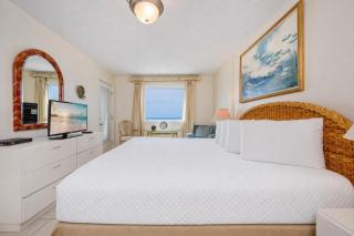 Driftwood Towers 6D condo - 1