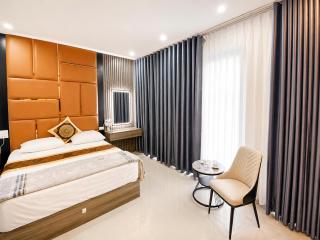 Nhà Nghỉ Lacasta Hotel - 1