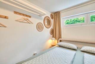 HoliDeis - Studio - Messe Deutz - no kitchen - Cologne - 2