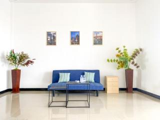 Urbanview Bangsal Mojokerto - 1