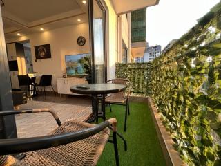 stunning one bedroom apartment with ample parking space, heated swimming pool fully equipped gym and amazing city views - 7